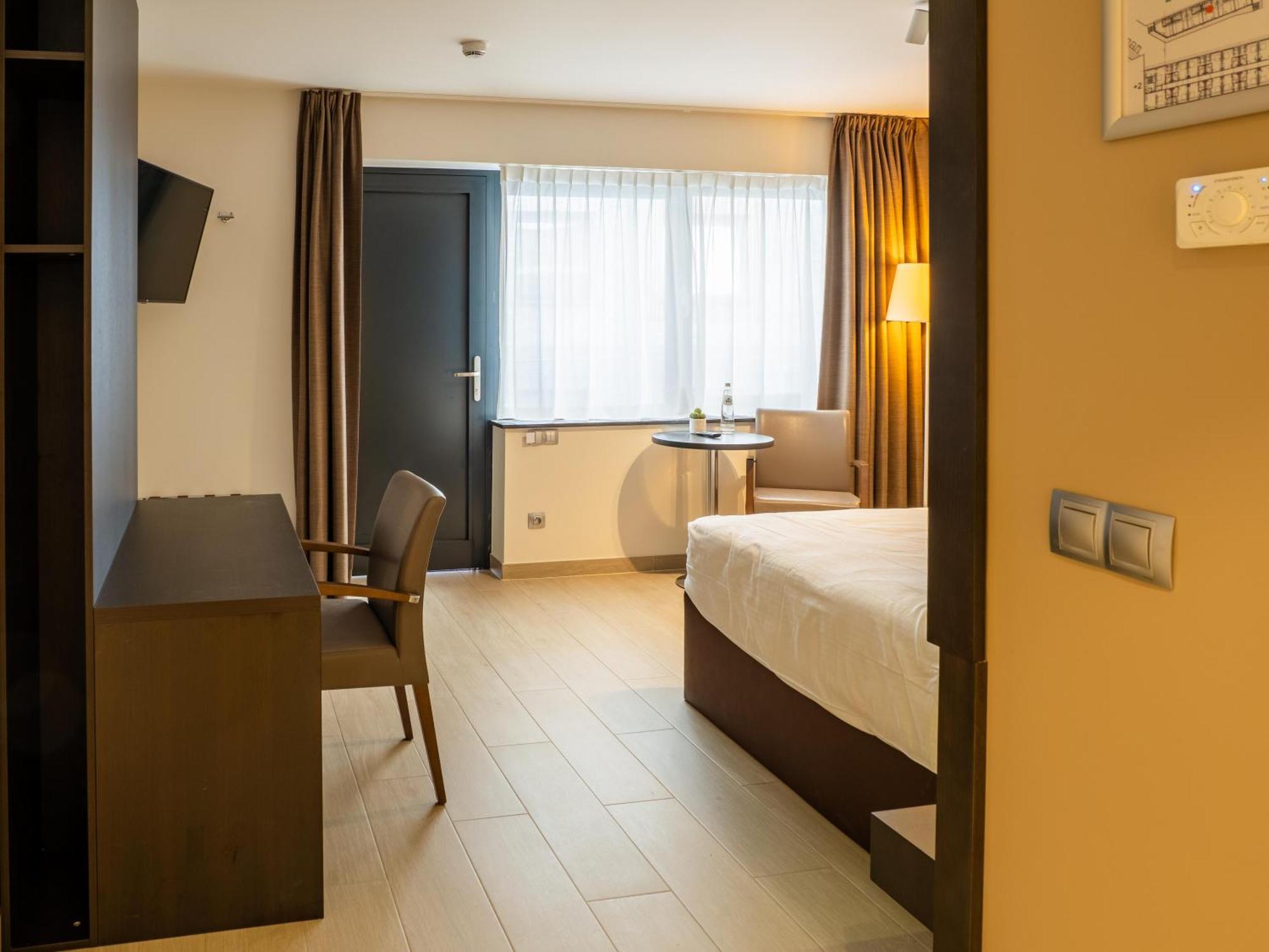Tower Hotel Aalst Exterior photo